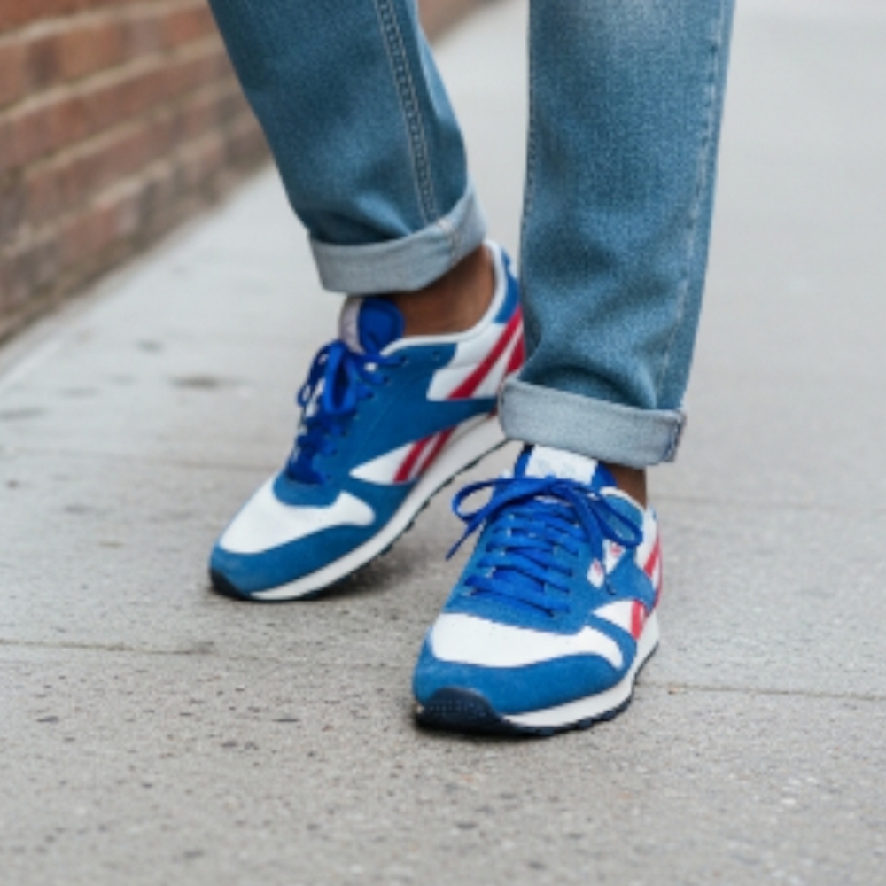 REEBOK Blue and White Sneakers with Red Accents SIZE 13 - Picture 1 of 10